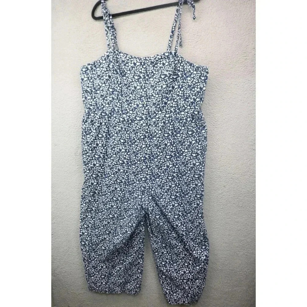 Old Navy Blue Floral Linen Blend Jumpsuit or Romper-Size 2X-Pockets